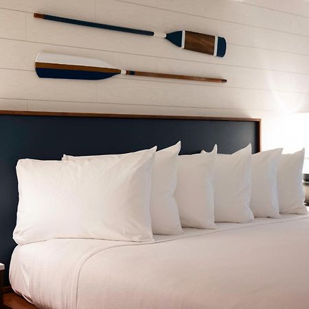 Lake Lawn Resort Делаван Екстериор снимка