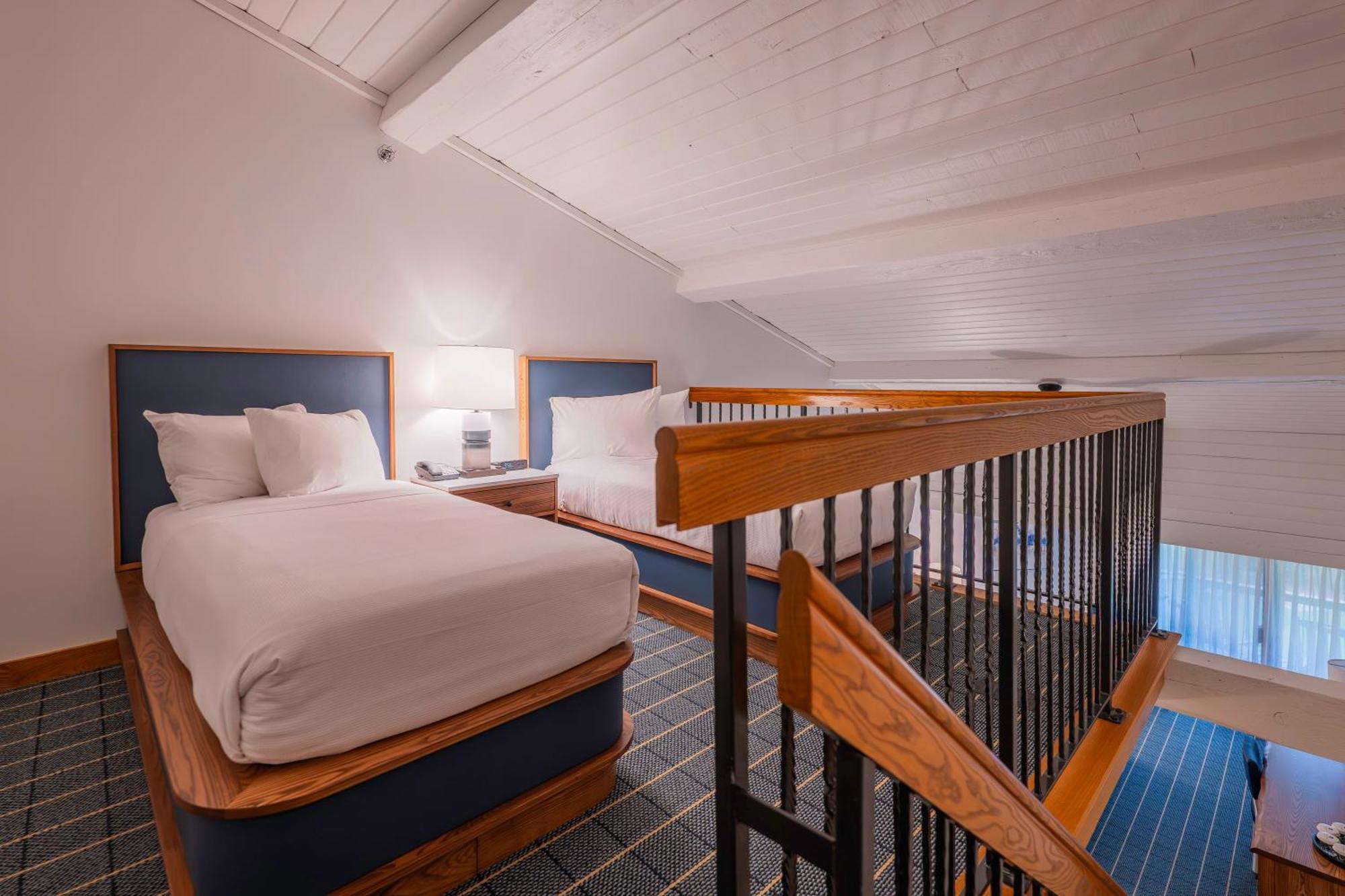 Lake Lawn Resort Делаван Стая снимка
