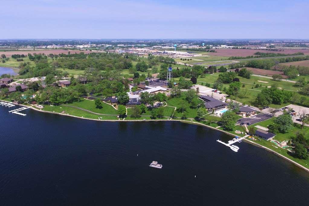 Lake Lawn Resort Делаван Екстериор снимка