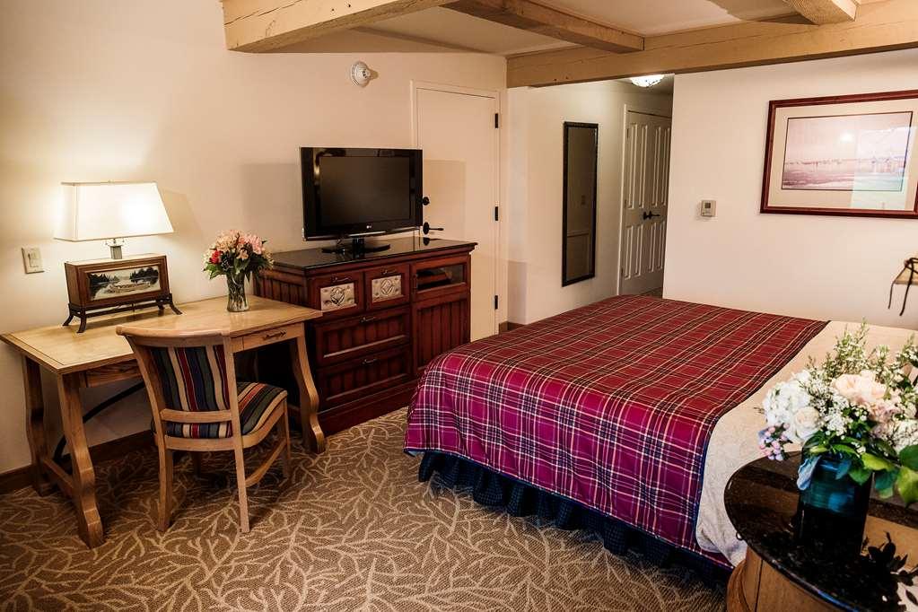 Lake Lawn Resort Делаван Стая снимка