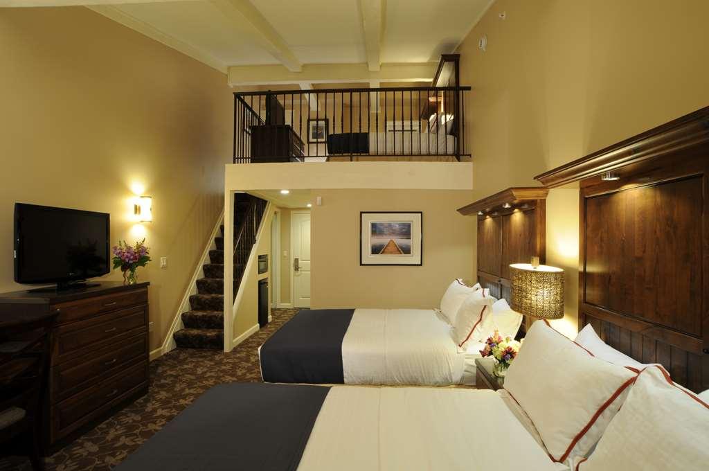 Lake Lawn Resort Делаван Стая снимка