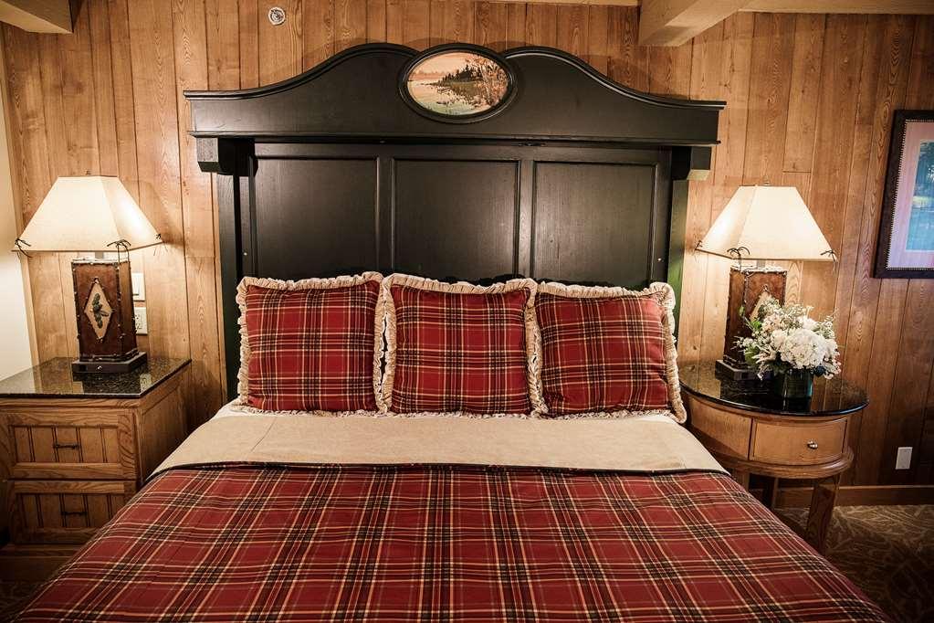 Lake Lawn Resort Делаван Стая снимка